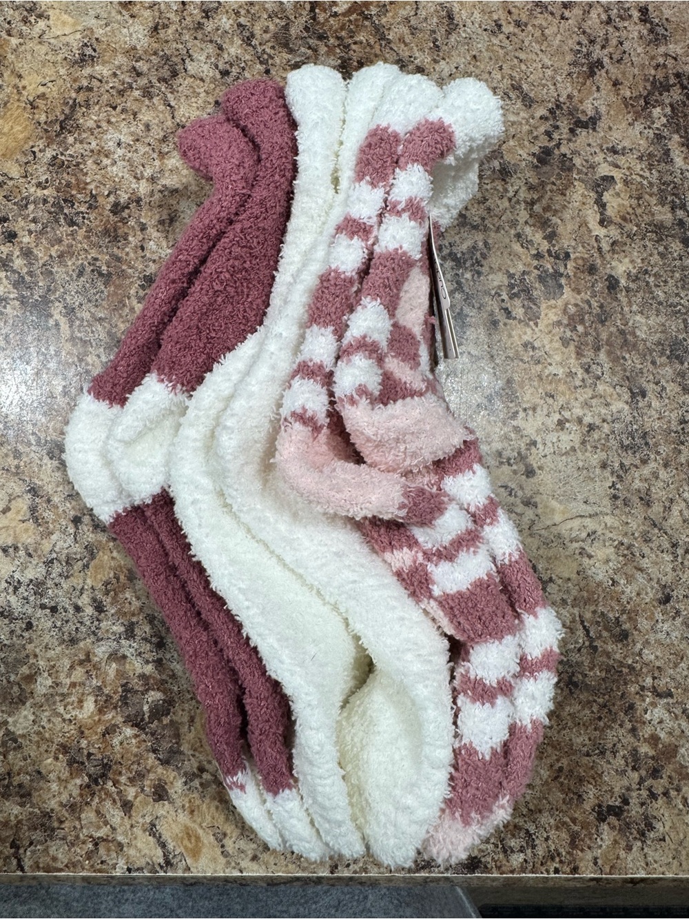 Cuddl Duds plush fill lounge socks 3 Pair NWT - Picture 2 of 4